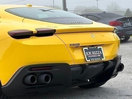 2023 Ferrari Roma Base
