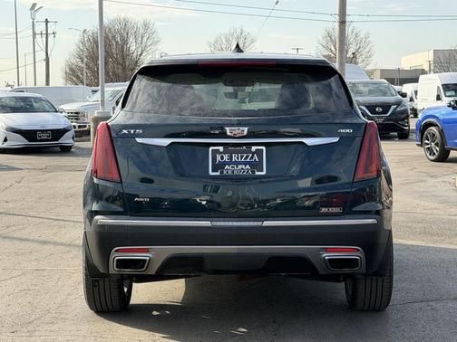 2025 Cadillac XT5 Premium Luxury