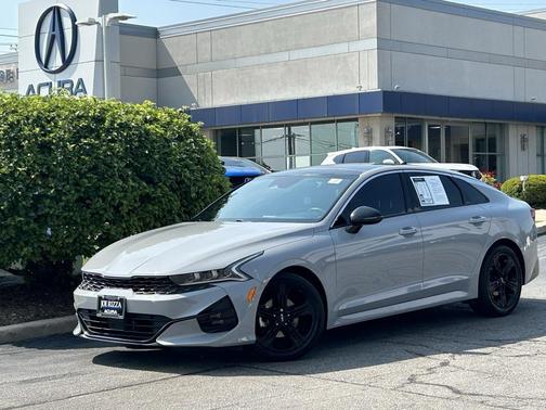 2022 Kia K5 GT-Line