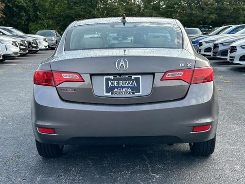 2013 Acura ILX 2.0L Technology