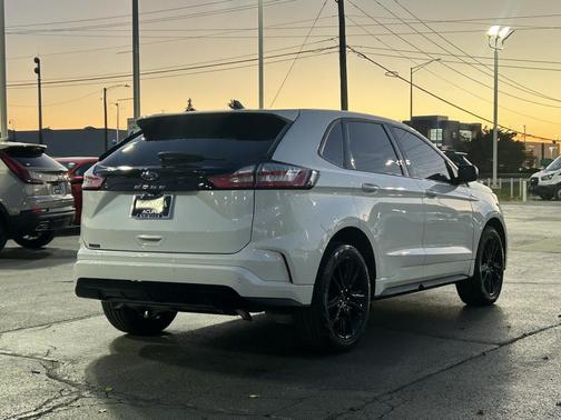 2023 Ford Edge ST Line