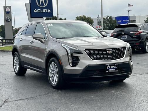 2022 Cadillac XT4 Luxury