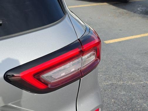 ICONIC SILVER METALLIC 2023 Ford Escape ST-LINE