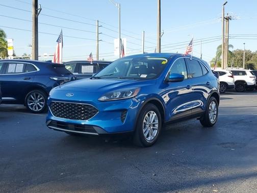 2021 Ford Escape SE