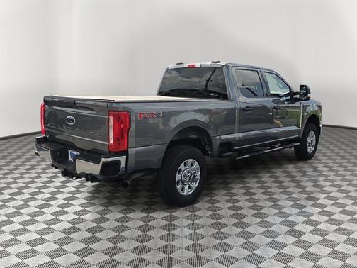 CARBONIZED GRAY 2024 Ford F-250 XLT