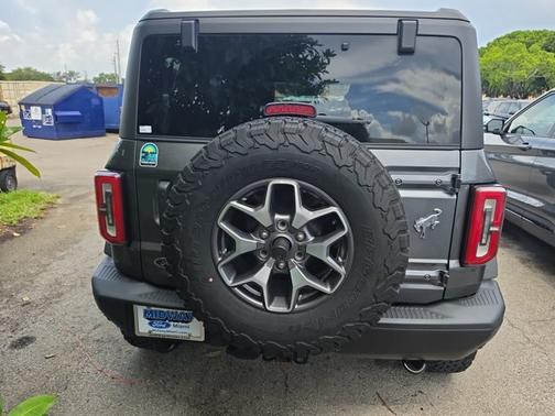 CARBONIZED GRAY METALLIC 2022 Ford Bronco BADLANDS