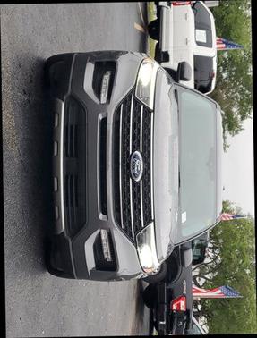 CARBONIZED GRAY METALLIC 2022 Ford Explorer XLT