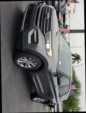 CARBONIZED GRAY METALLIC 2022 Ford Explorer XLT