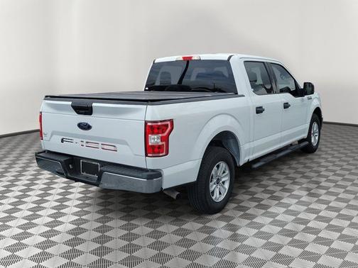 OXFORD WHITE 2019 Ford F-150 XLT