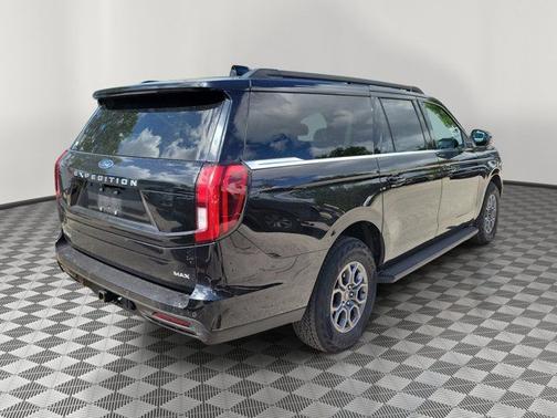 AGATE BLACK METALLIC 2025 Ford Expedition ACTIVE