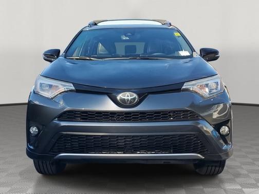 2018 Toyota RAV4 SE