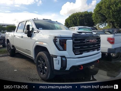 2024 GMC Sierra 1500 AT4