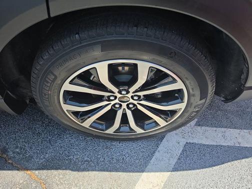 CARBONIZED GRAY METALLIC 2023 Ford Explorer ST-LINE