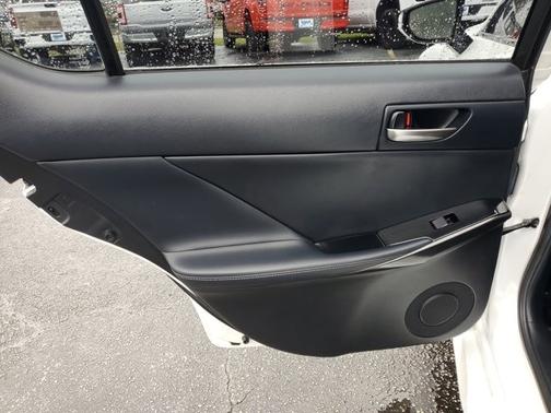 2021 Lexus IS 300 BASE