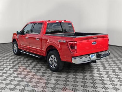 RACE RED 2022 Ford F-150 XLT