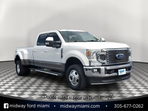 2022 Ford F-350 LARIAT SUPER DUTY