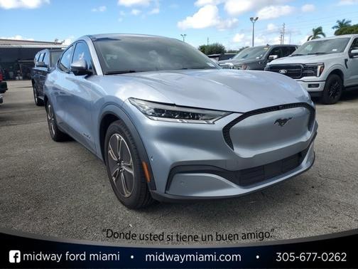 2022 Ford Mustang Mach-E SELECT