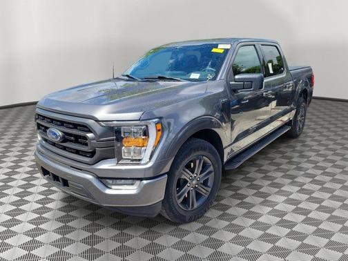 CARBONIZED GRAY METALLIC 2023 Ford F-150 XLT