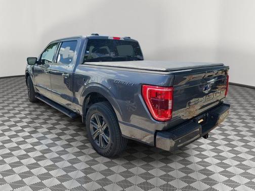 CARBONIZED GRAY METALLIC 2023 Ford F-150 XLT
