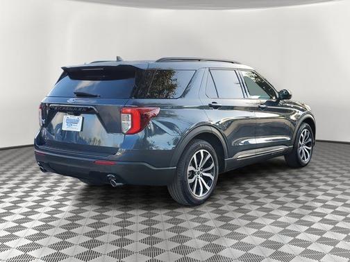 2022 Ford Explorer ST-LINE