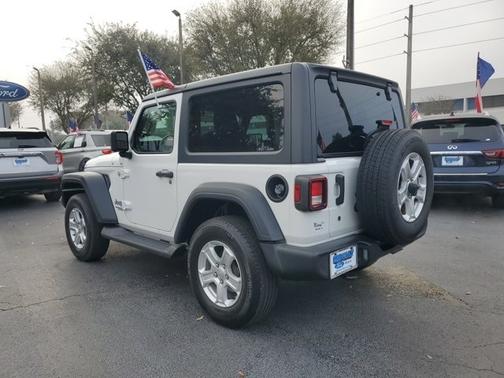 2020 Jeep Wrangler SPORT