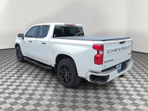 Summit White 2024 Chevrolet Silverado 1500 CUSTOM