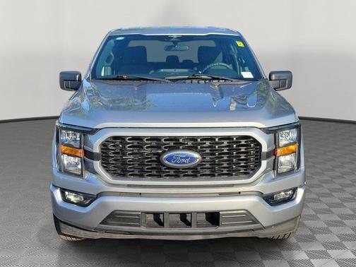 ICONIC SILVER METALLIC 2023 Ford F-150 XL