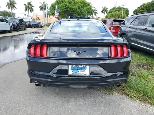 2022 Ford Mustang ECOBOOST PREMIUM