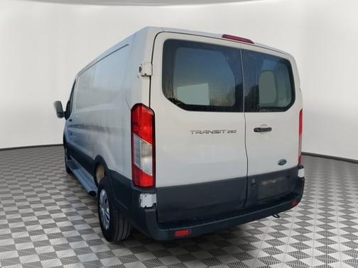 2024 Ford Transit-250 BASE