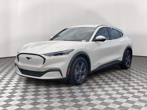 2021 Ford Mustang Mach-E SELECT