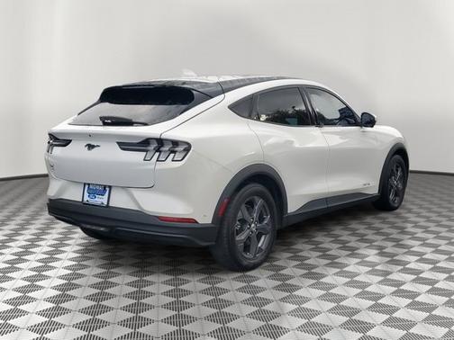 2021 Ford Mustang Mach-E SELECT