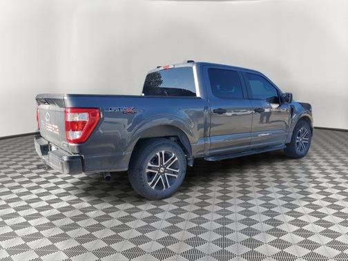 CARBONIZED GRAY METALLIC 2023 Ford F-150 XL