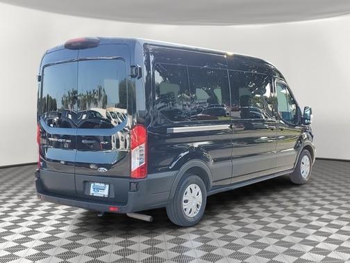 2023 Ford Transit-350 XLT