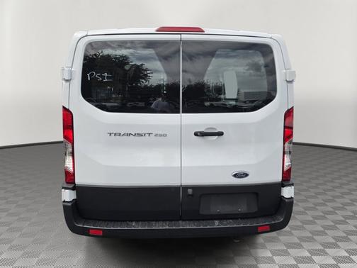 OXFORD WHITE 2025 Ford Transit-250 BASE