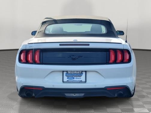 2021 Ford Mustang ECOBOOST PREMIUM