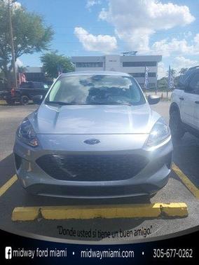 ICED BLUE SILVER METALLIC 2022 Ford Escape S