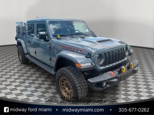Anvil Clearcoat 2025 Jeep Gladiator MOJAVE