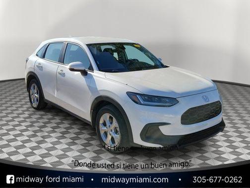 Platinum White Pearl 2023 Honda HR-V LX