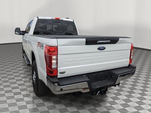 STAR WHITE 2022 Ford F-250 LARIAT