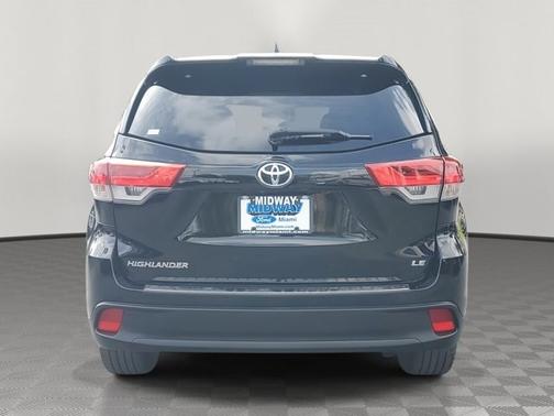 2018 Toyota Highlander LE PLUS