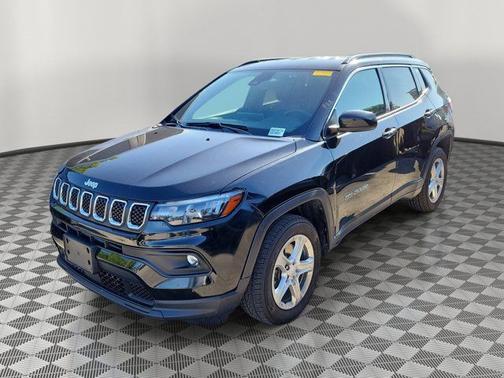Diamond Black 2024 Jeep Compass LATITUDE