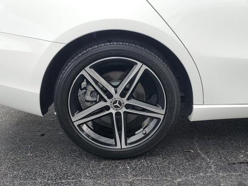 2022 Mercedes-Benz A-Class A 220