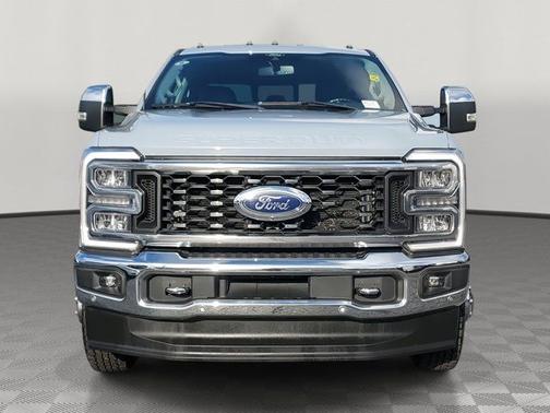 2024 Ford F-350 LARIAT SUPER DUTY