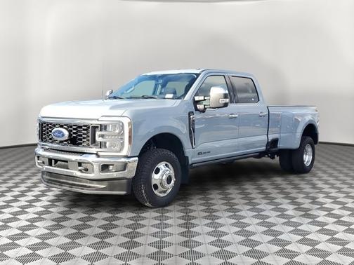 2024 Ford F-350 LARIAT SUPER DUTY