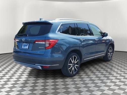 2022 Honda Pilot TOURING 8-PASSENGER