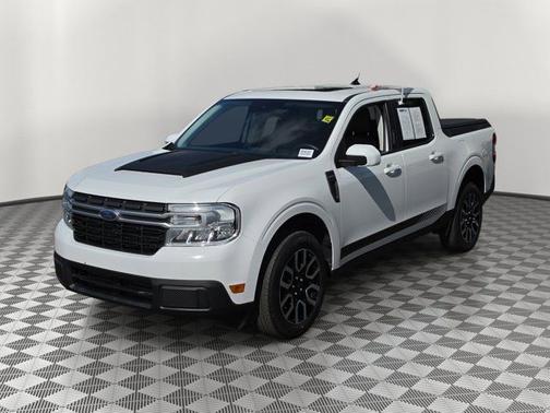 OXFORD WHITE 2022 Ford Maverick LARIAT
