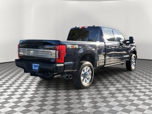 2022 Ford F-250 PLATINUM