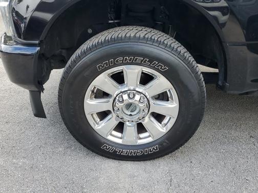 2022 Ford F-250 PLATINUM