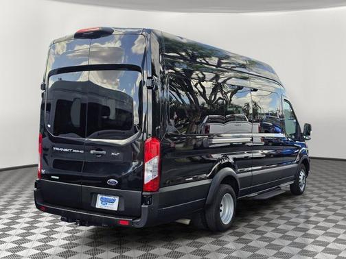 AGATE BLACK METALLIC 2023 Ford Transit-350 XLT