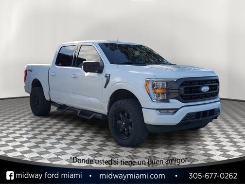 OXFORD WHITE 2022 Ford F-150 XLT